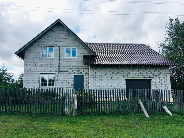Дом в деревне Подпоговская