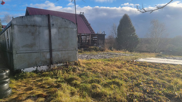 Земельный участок в д. Устье