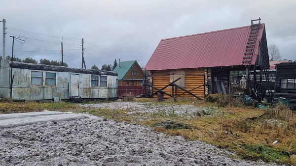 Земельный участок в д. Устье