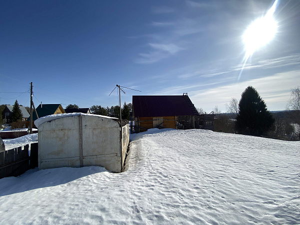 Земельный участок в д. Устье