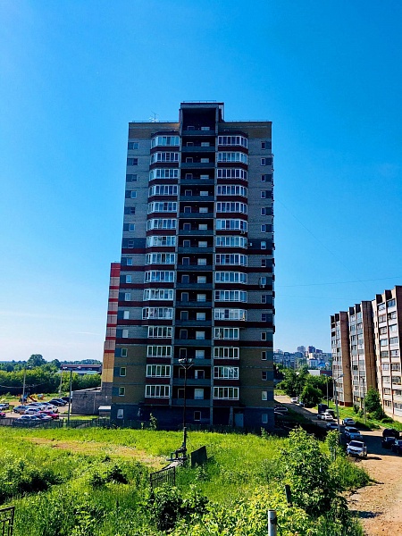 3-комнатная на Урицкого, 48