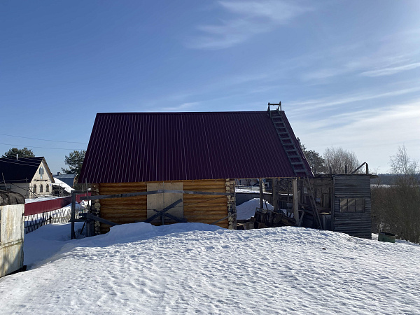 Земельный участок в д. Устье