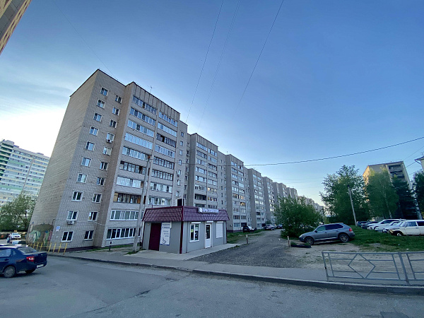 3-комнатная на Сутырина, 3