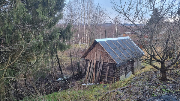 Земельный участок в д. Устье